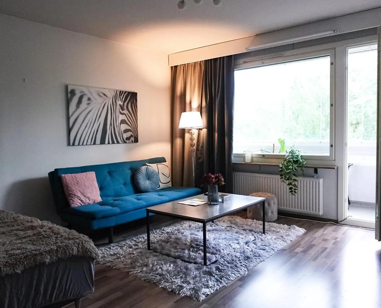 Family Retreat Near Train And KuusijäRvi Lake Vantaa Finland