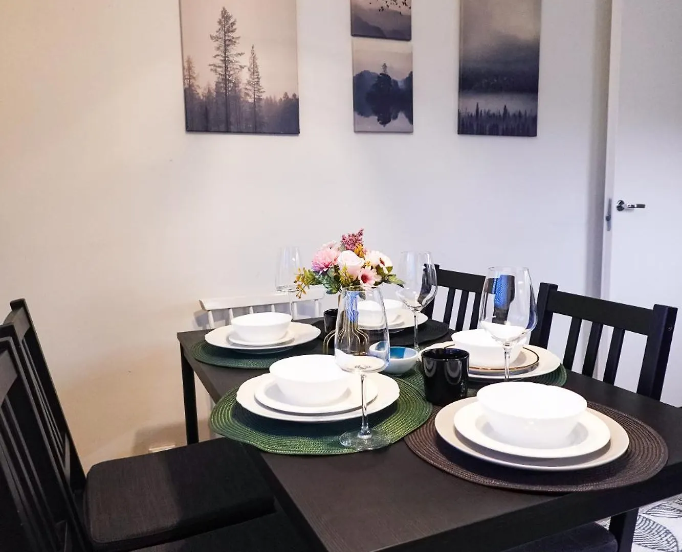 Family Retreat Near Train And KuusijäRvi Lake Vantaa