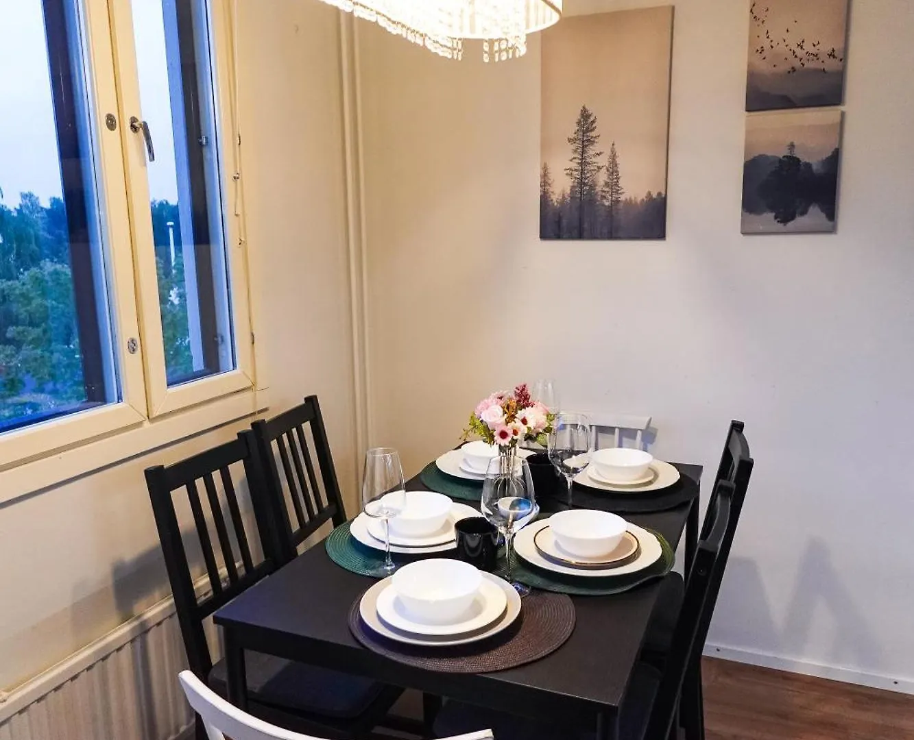 Family Retreat Near Train And KuusijäRvi Lake Vantaa Apartment